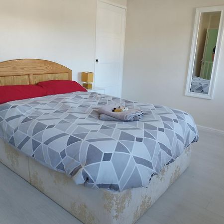 We Love Henbury Bristol Extérieur photo