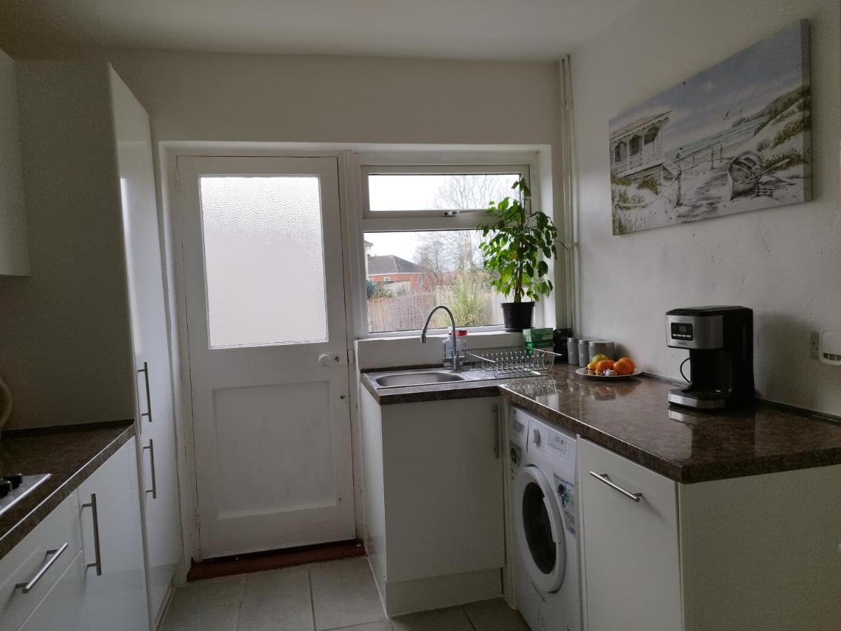 We Love Henbury Bristol Extérieur photo