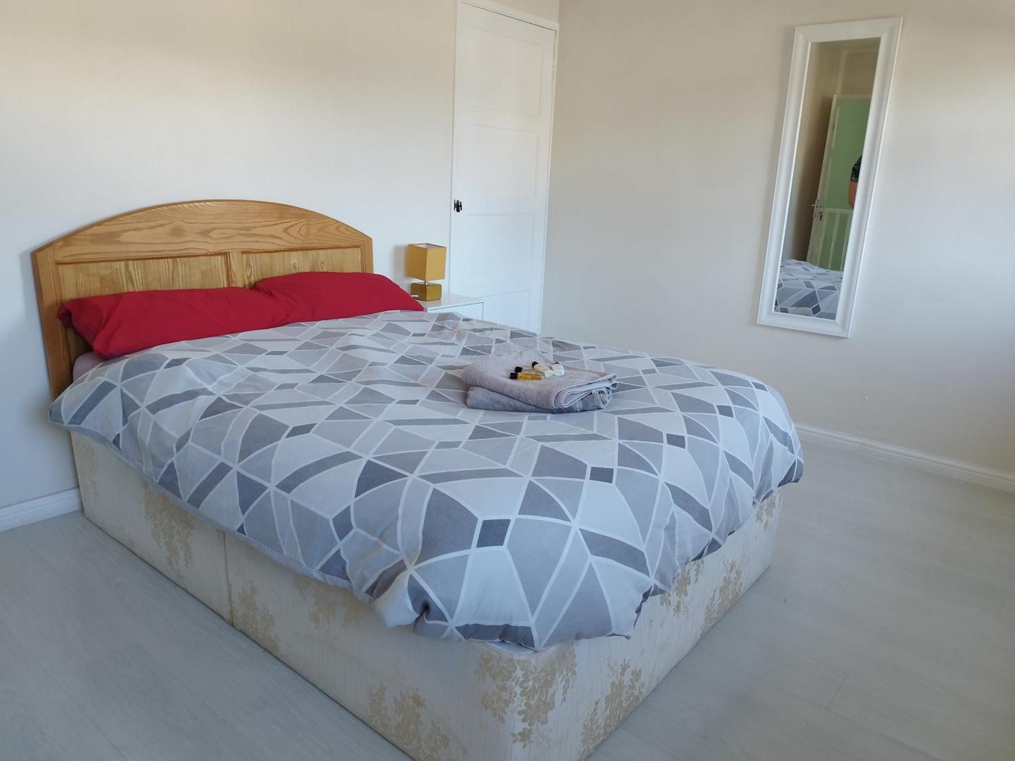 We Love Henbury Bristol Extérieur photo